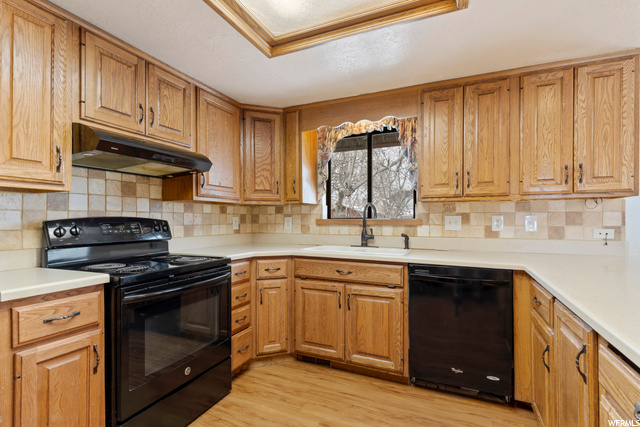 899 E Country Rd, Fruit Heights, UT 84037 — photo 9