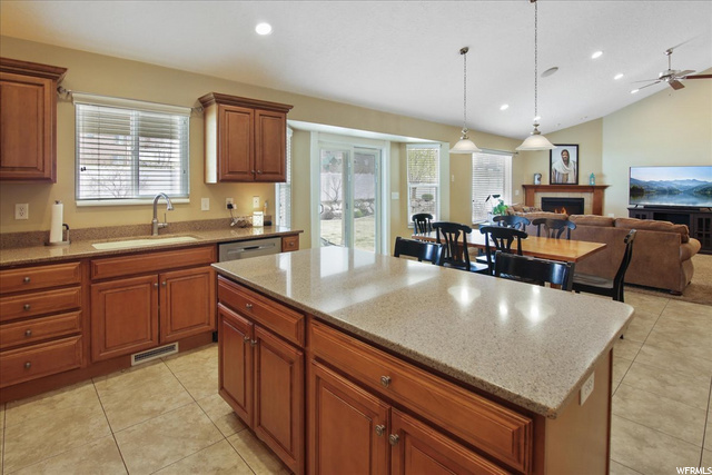 1565 S Canyon View Dr Vw E, Perry, UT 84302 — photo 8
