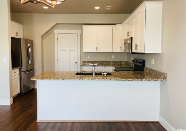 908 E 775 N, Layton, UT 84041 — photo 4