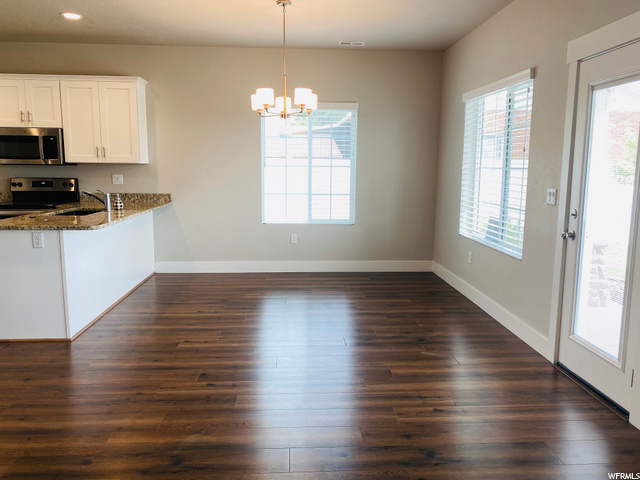 908 E 775 N, Layton, UT 84041 — photo 6