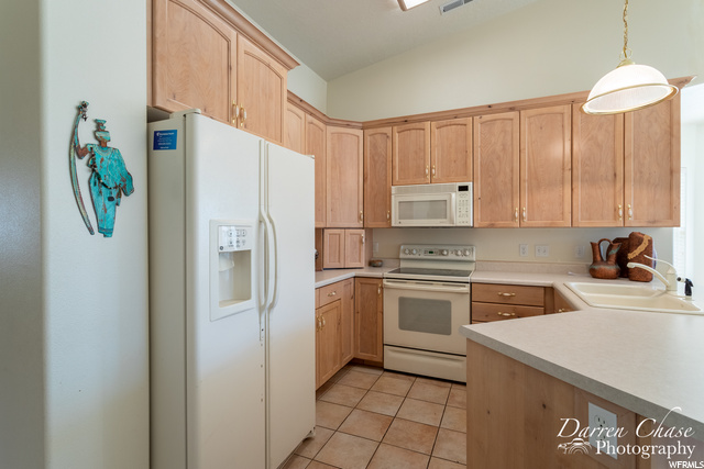 506 E Dominguez Dr, Ivins, UT 84738 — photo 9