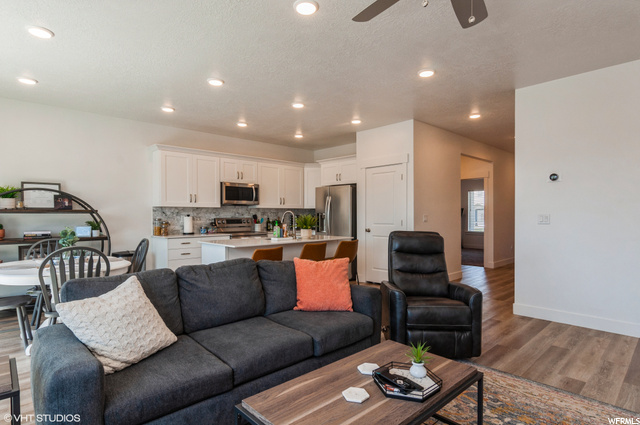 1580 E 480 S, Hyrum, UT 84319 — photo 8