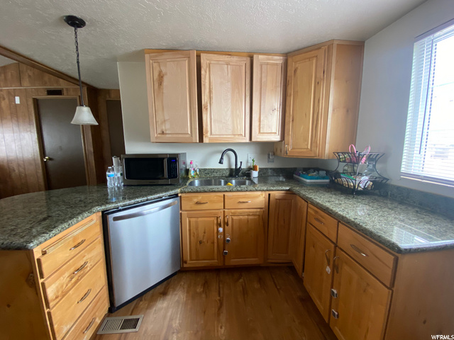 330 E 600 S, Roosevelt, UT 84066 — photo 5