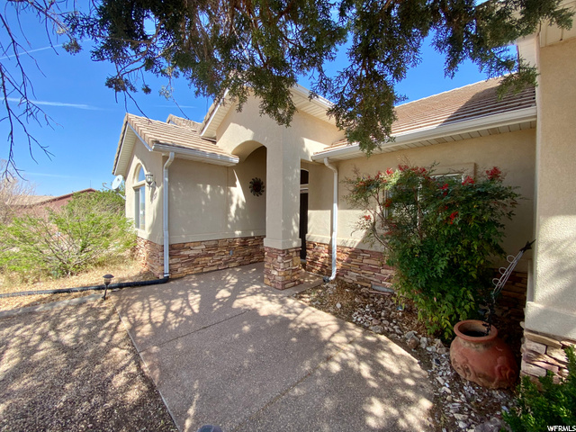 1371 E Red Sage Ln, Apple Valley, UT 84737 — photo 4