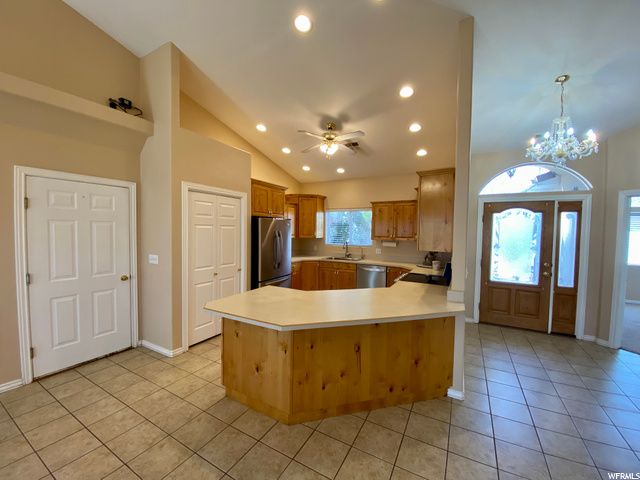 1371 E Red Sage Ln, Apple Valley, UT 84737 — photo 12