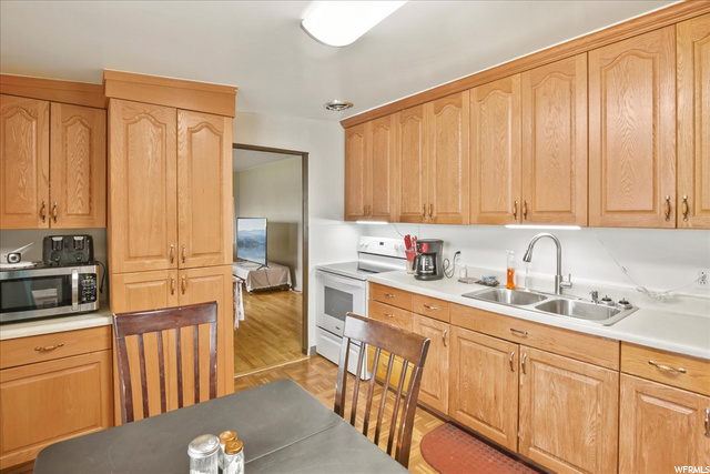 984 N Monroe Blvd E, Ogden, UT 84404 — photo 7