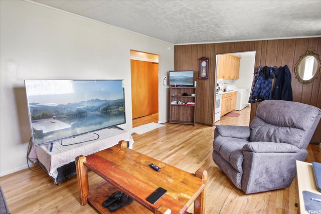 984 N Monroe Blvd E, Ogden, UT 84404 — photo 4
