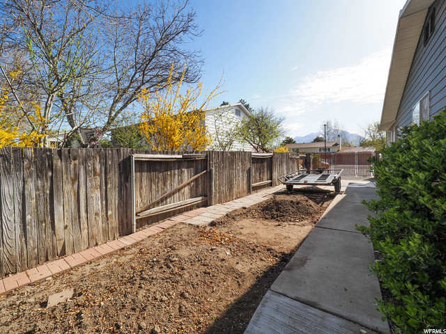 9462 S 220 E, Sandy, UT 84070 — photo 11