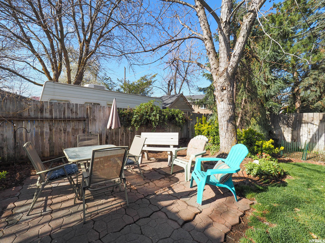9462 S 220 E, Sandy, UT 84070 — photo 9