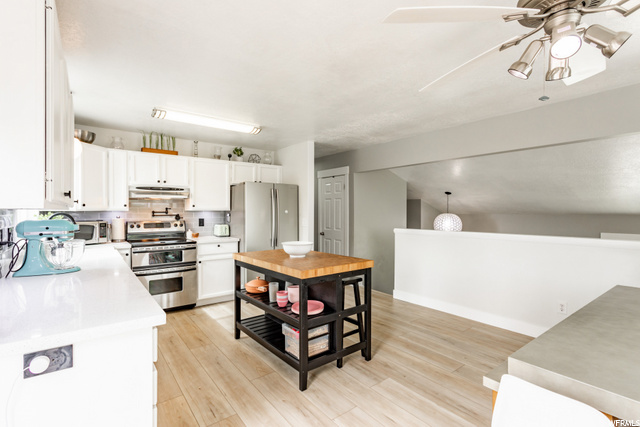 606 S 925 E, Layton, UT 84041 — photo 6