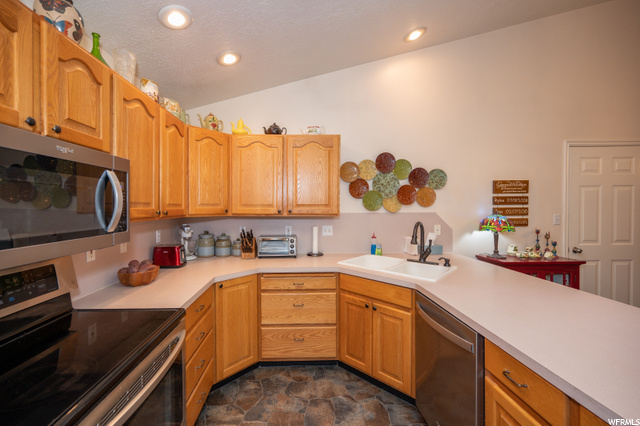 1660 E 900 S #30, Clearfield, UT 84015 — photo 8