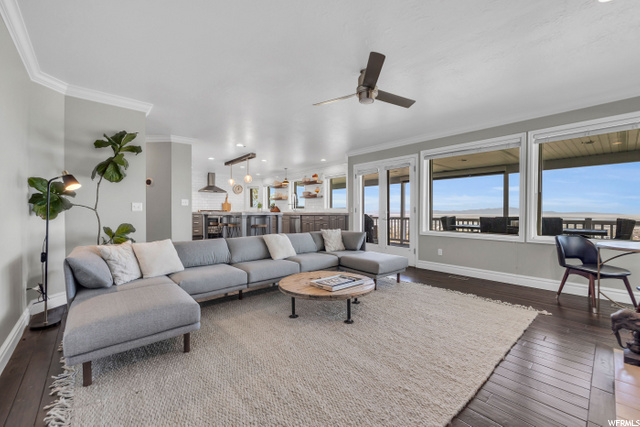 583 E Chelsea Dr, Bountiful, UT 84010 — photo 4
