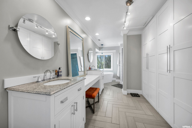 583 E Chelsea Dr, Bountiful, UT 84010 — photo 11