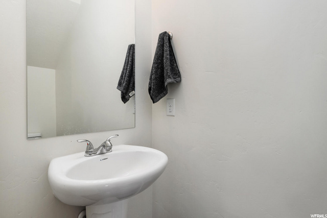 End-Unit Half Bathroom