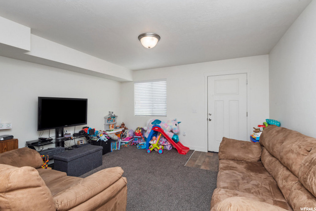 Mid-Unit Family Room
