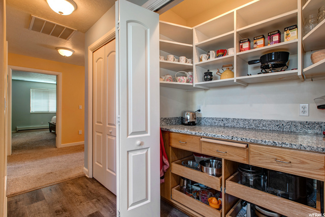 Butler's Pantry