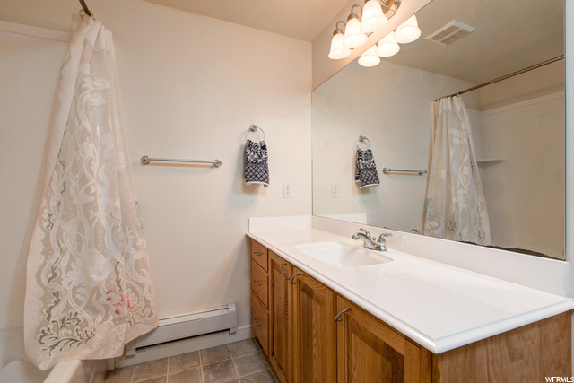 Downstairs Bathroom