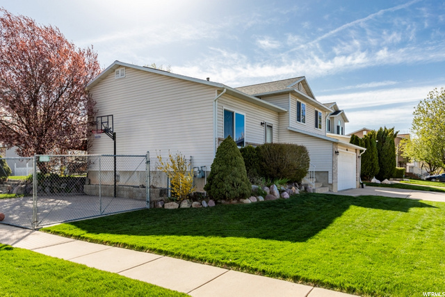 413 S 925 E, Layton, UT 84041 — photo 3