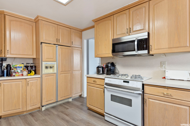 413 W 3200 S, Bountiful, UT 84010 — photo 9