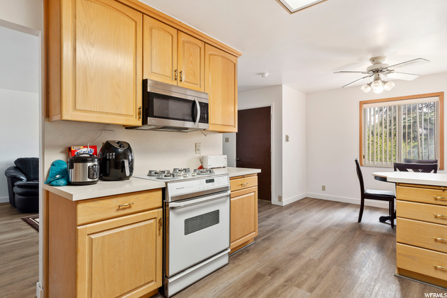 413 W 3200 S, Bountiful, UT 84010 — photo 11