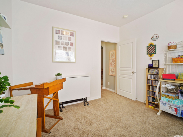 910 S Courtyard Ln E, Centerville, UT 84014 — photo 11