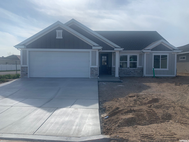 559 N 1725 W, Clinton, UT 84015 — photo 2