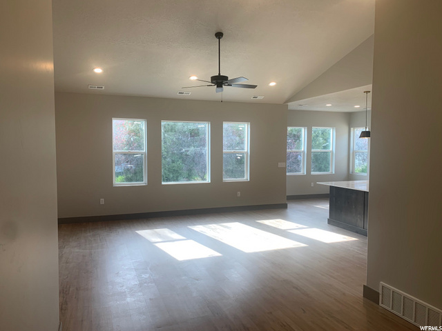 559 N 1725 W, Clinton, UT 84015 — photo 6