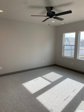 559 N 1725 W, Clinton, UT 84015 — photo 10
