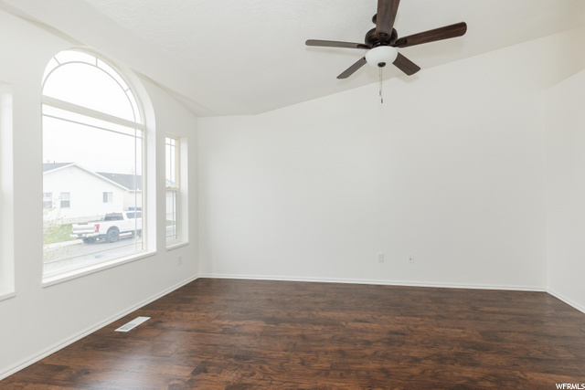 503 Red Oak Dr, North Logan, UT 84341 — photo 7
