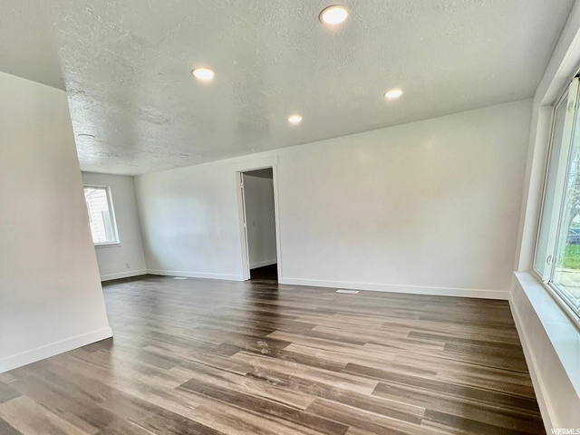 435 W 1550 N, Sunset, UT 84015 — photo 5