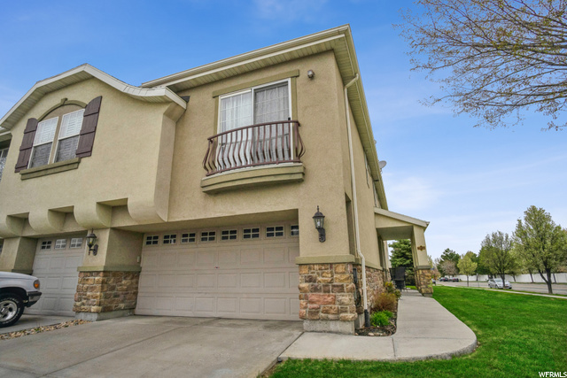 3924 W Serenity View Dr, West Jordan, UT 84084