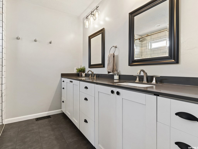 5769 S 3500 W, Roy, UT 84067 — photo 9
