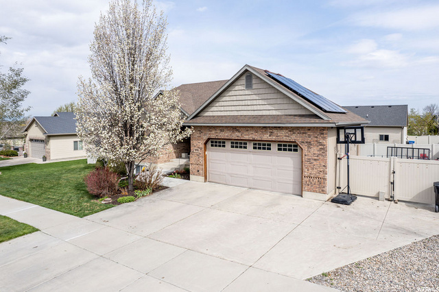 375 W 500 S, Providence, UT 84332 — photo 2