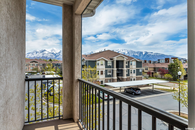 39 E Resaca Dr S, Sandy, UT 84070 — photo 3