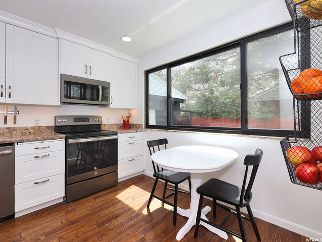 6325 S Cobblecrest Rd E, Holladay, UT 84121 — photo 11