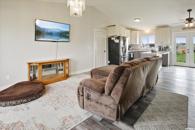 3209 W 2300 N, Clinton, UT 84015 — photo 4