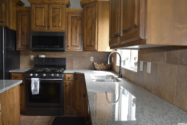 1542 E 925 S, Clearfield, UT 84015 — photo 6