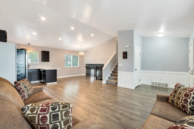 2374 N 1075 E, Layton, UT 84040 — photo 3