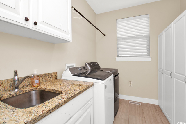 Main level Laundry room