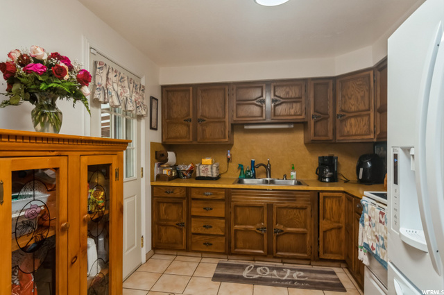 216 N Eccles, Ogden, UT 84404 — photo 2