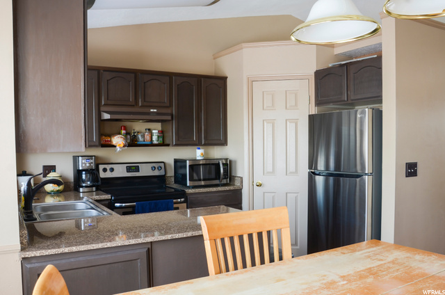 113 S 300 W, Clearfield, UT 84015 — photo 7