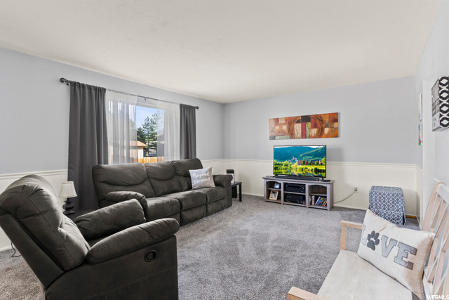 730 N Barlow St, Clearfield, UT 84015 — photo 3