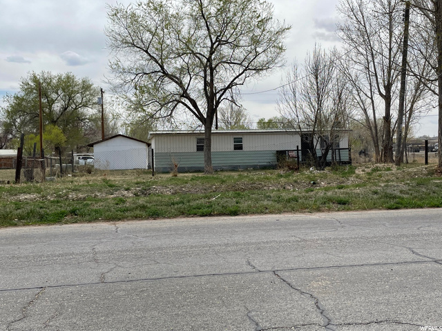 260 E 100 N, Myton, UT 84052 — photo 3