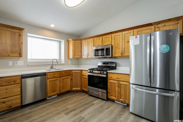 64 E 2100 S, Clearfield, UT 84015 — photo 6
