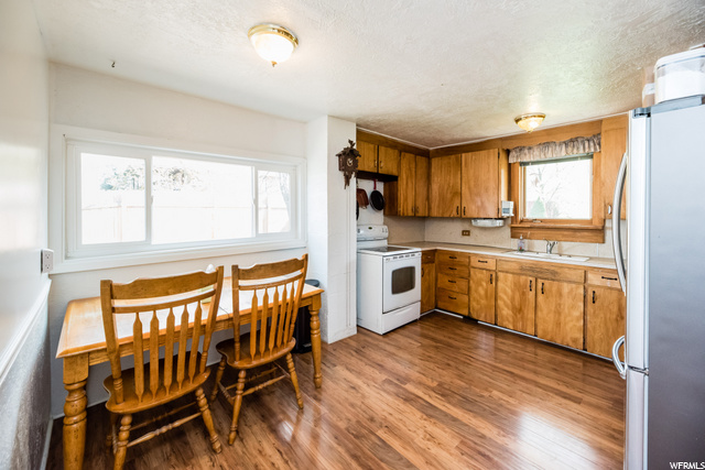 295 S Main St, Millville, UT 84326 — photo 9