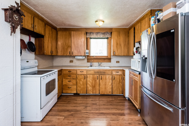 295 S Main St, Millville, UT 84326 — photo 10
