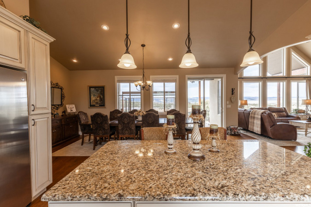 2420 E Paunsaugunt Cliffs Dr, Hatch, UT 84735 — photo 12