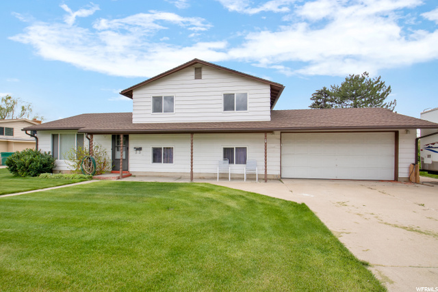 447 N Spurlock W, Layton, UT 84041 — photo 2