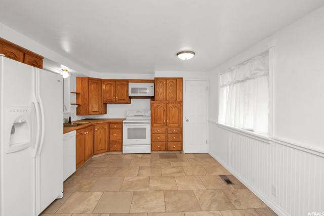 447 N Spurlock W, Layton, UT 84041 — photo 10