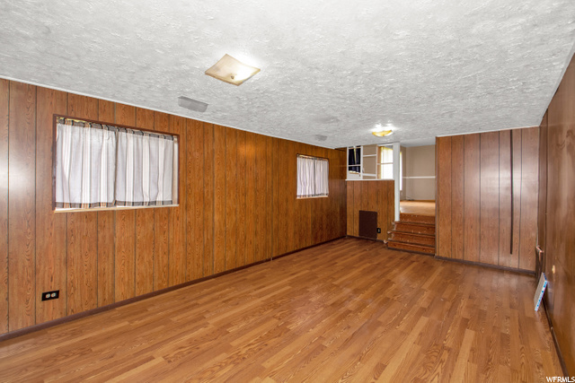 447 N Spurlock W, Layton, UT 84041 — photo 9